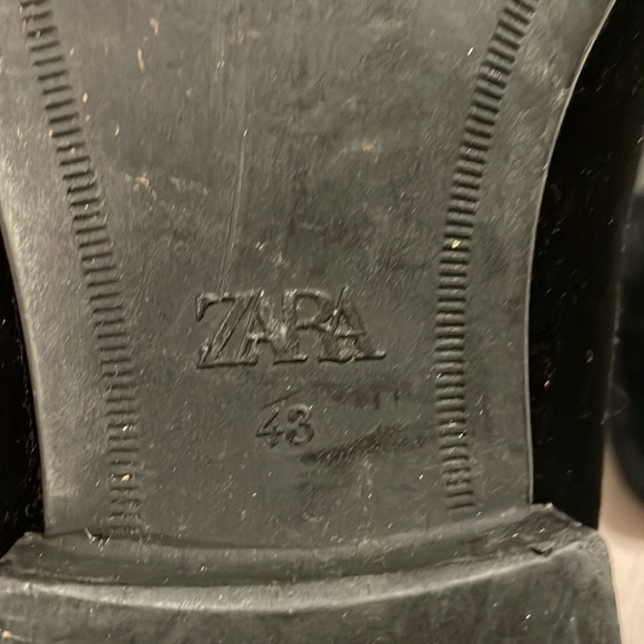 Zara Men’s Velvet Tassel Loafers 43 (10) Black Contemporary Classic Preppy - Picture 13 of 14